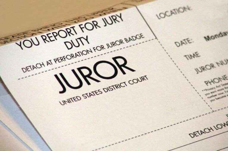 What Happens When I Report for Jury Duty?